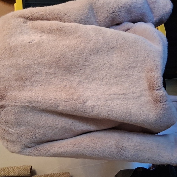 Magaschoni Pink Faux Fur Jacketbaize Small - Picture 3 of 8